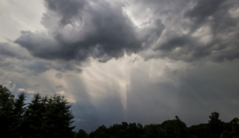 Wolkenschatten und Schattenstrahlen