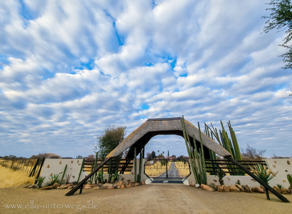 Otjisazu-Guestfarm-Namibia-3.jpg