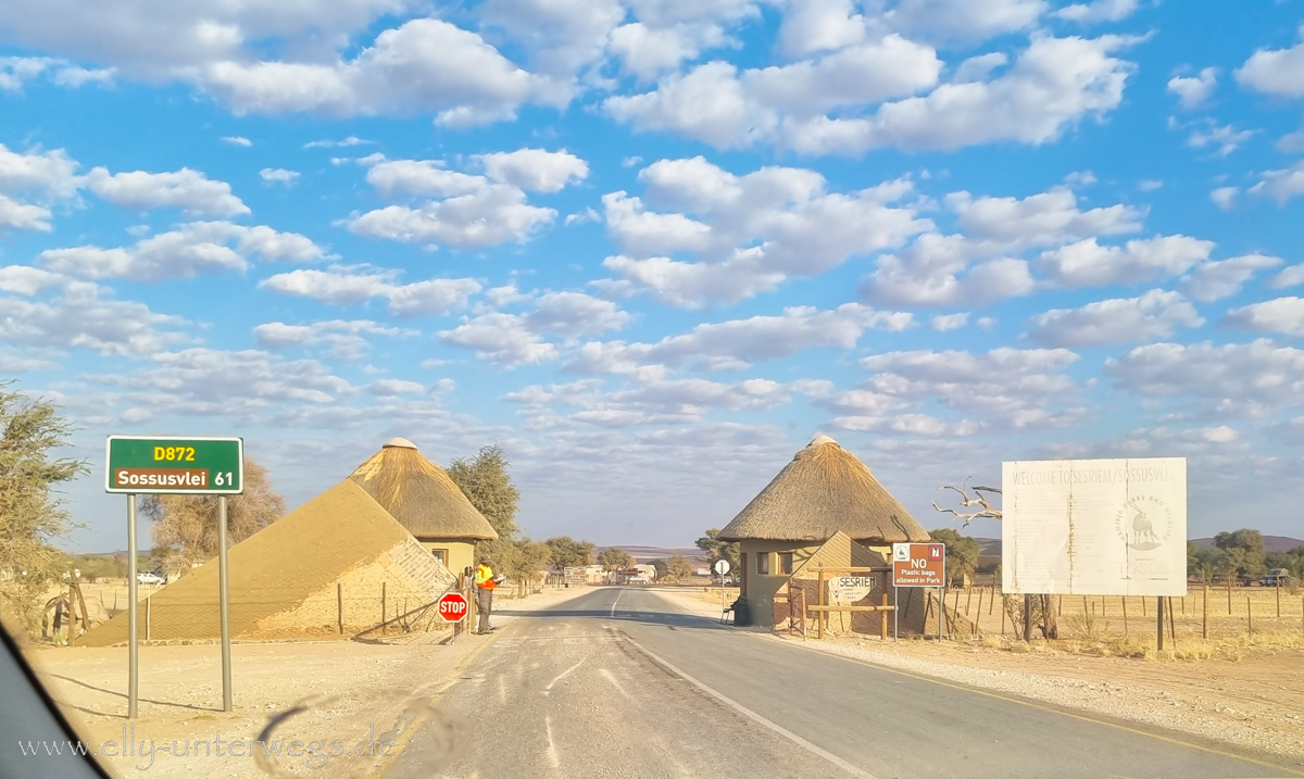 Sossusvlei-Deadvlei-14.jpg