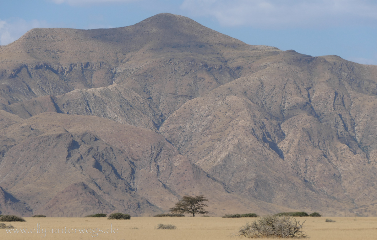 Solitaire-Gaub-Pass-Namibia-24.jpg