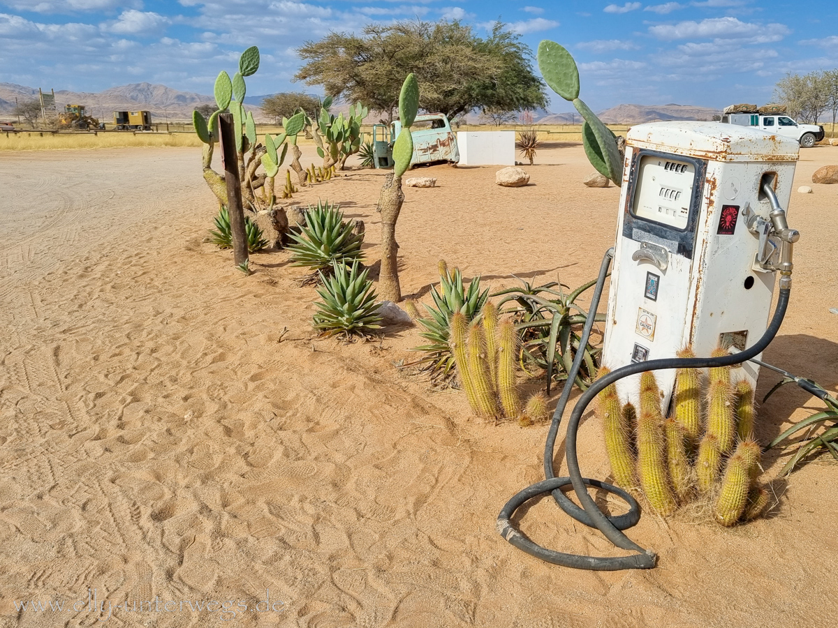 Solitaire-Gaub-Pass-Namibia-34.jpg