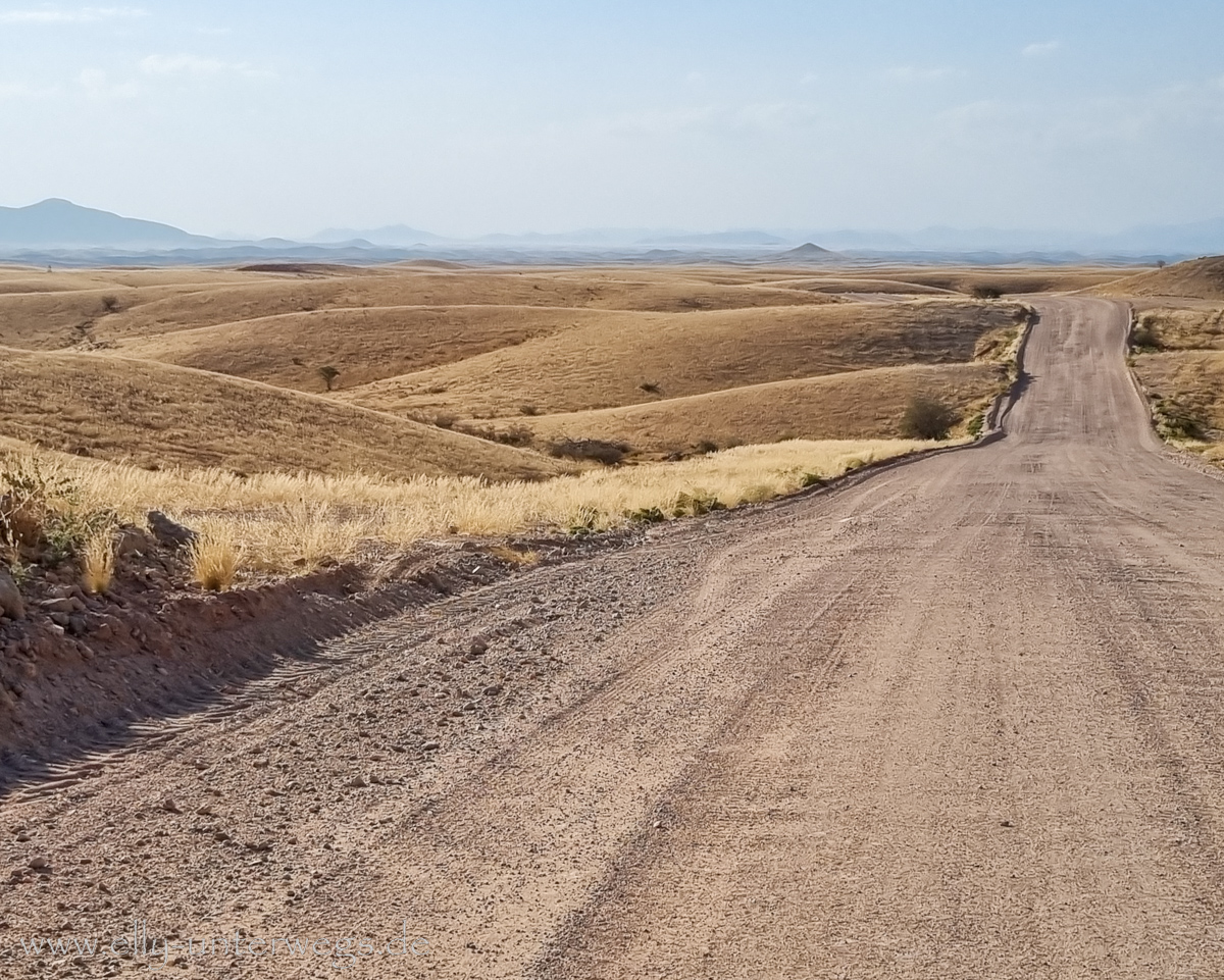 Solitaire-Gaub-Pass-Namibia-73.jpg