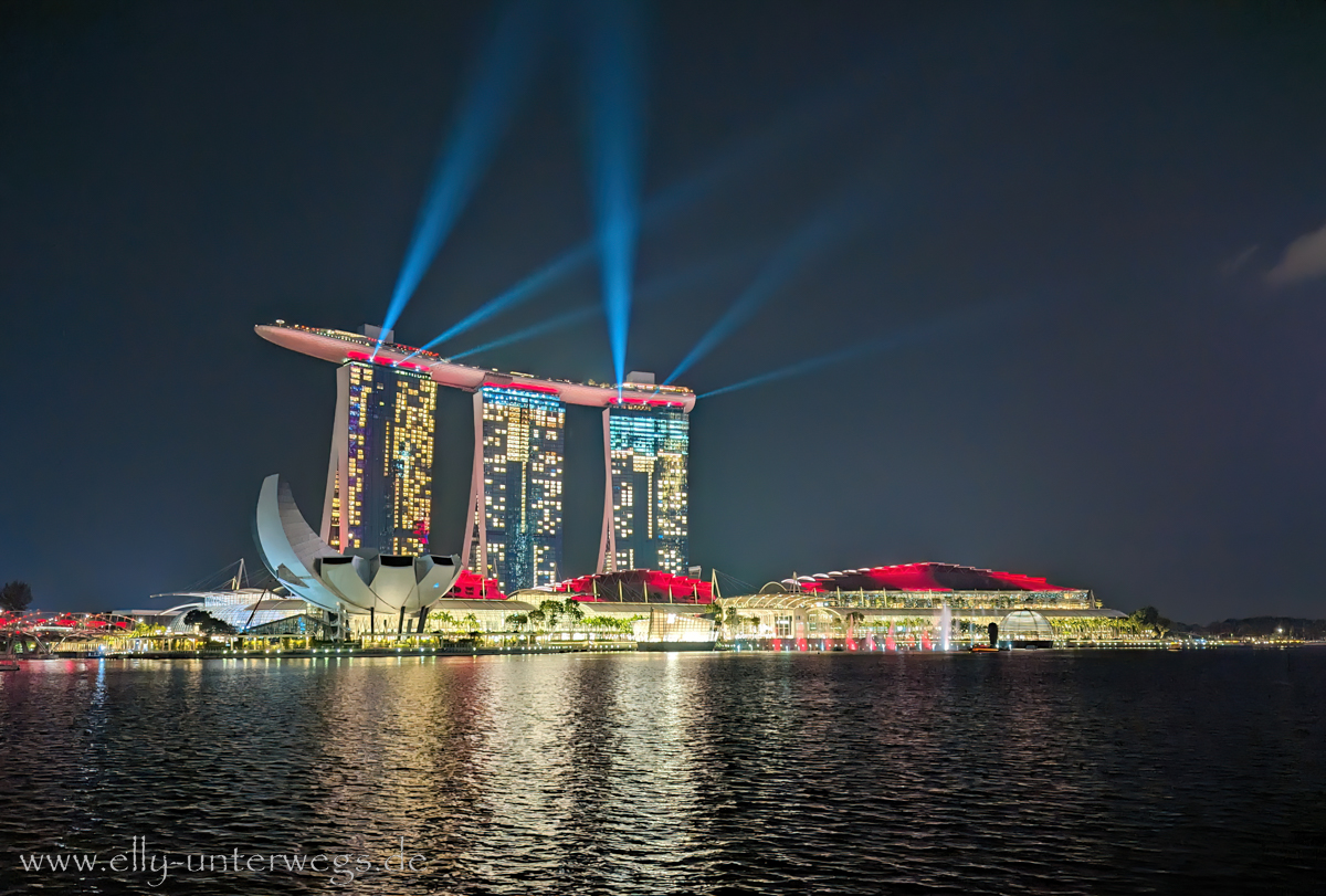 Singapur: Freizeitparadies Sentosa, Marina Bay und die Lightshow bei den Supertrees