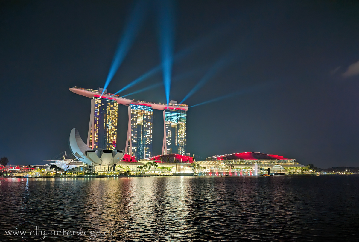 Singapur: Freizeitparadies Sentosa, Marina Bay und die Lightshow bei den Supertrees