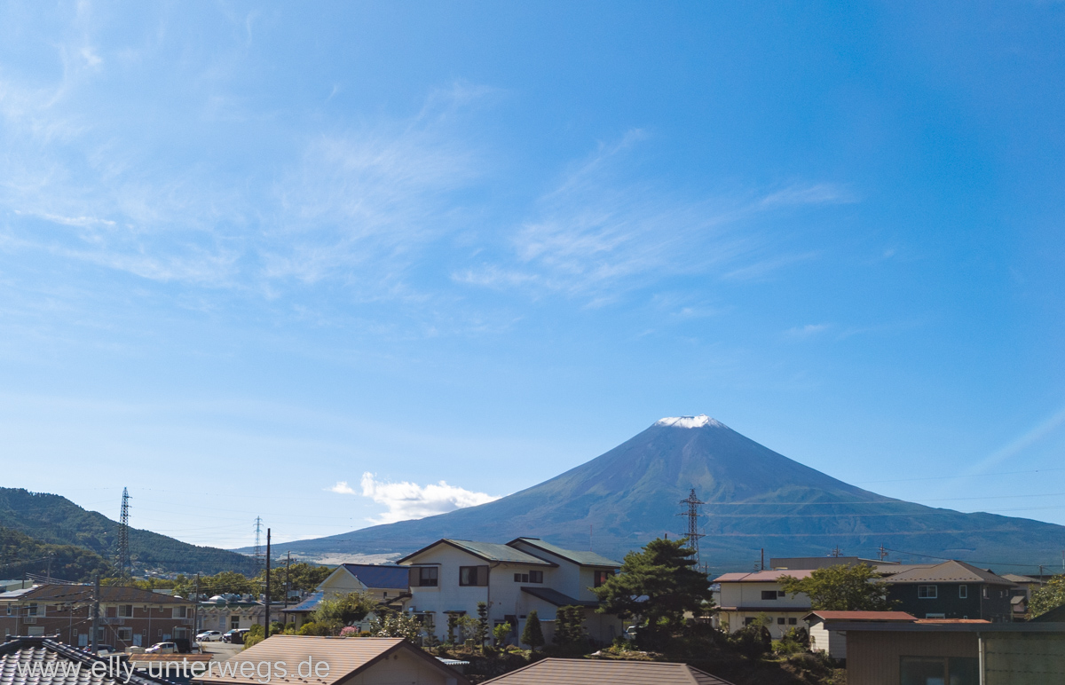 Fujiyama-Pagode-See-103.jpg