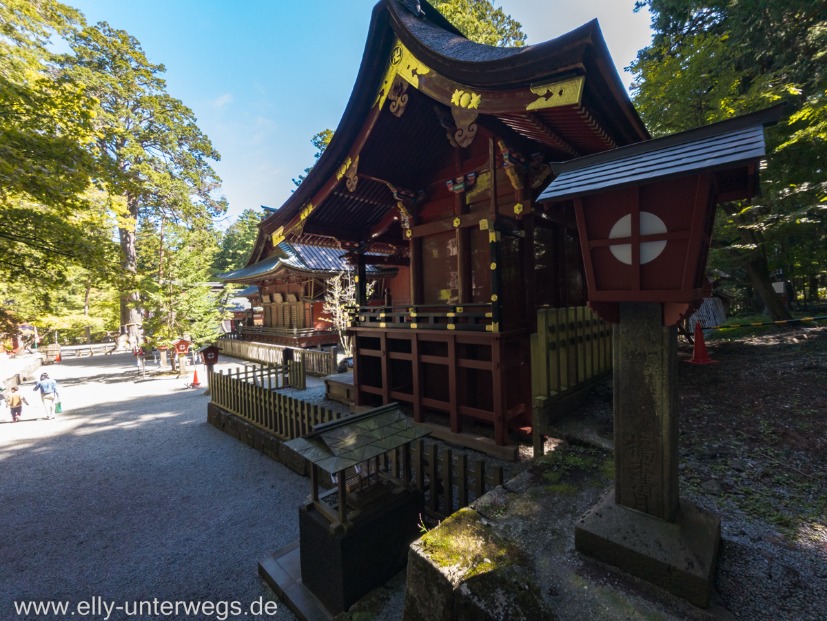 Fujiyama-Pagode-See-111.jpg