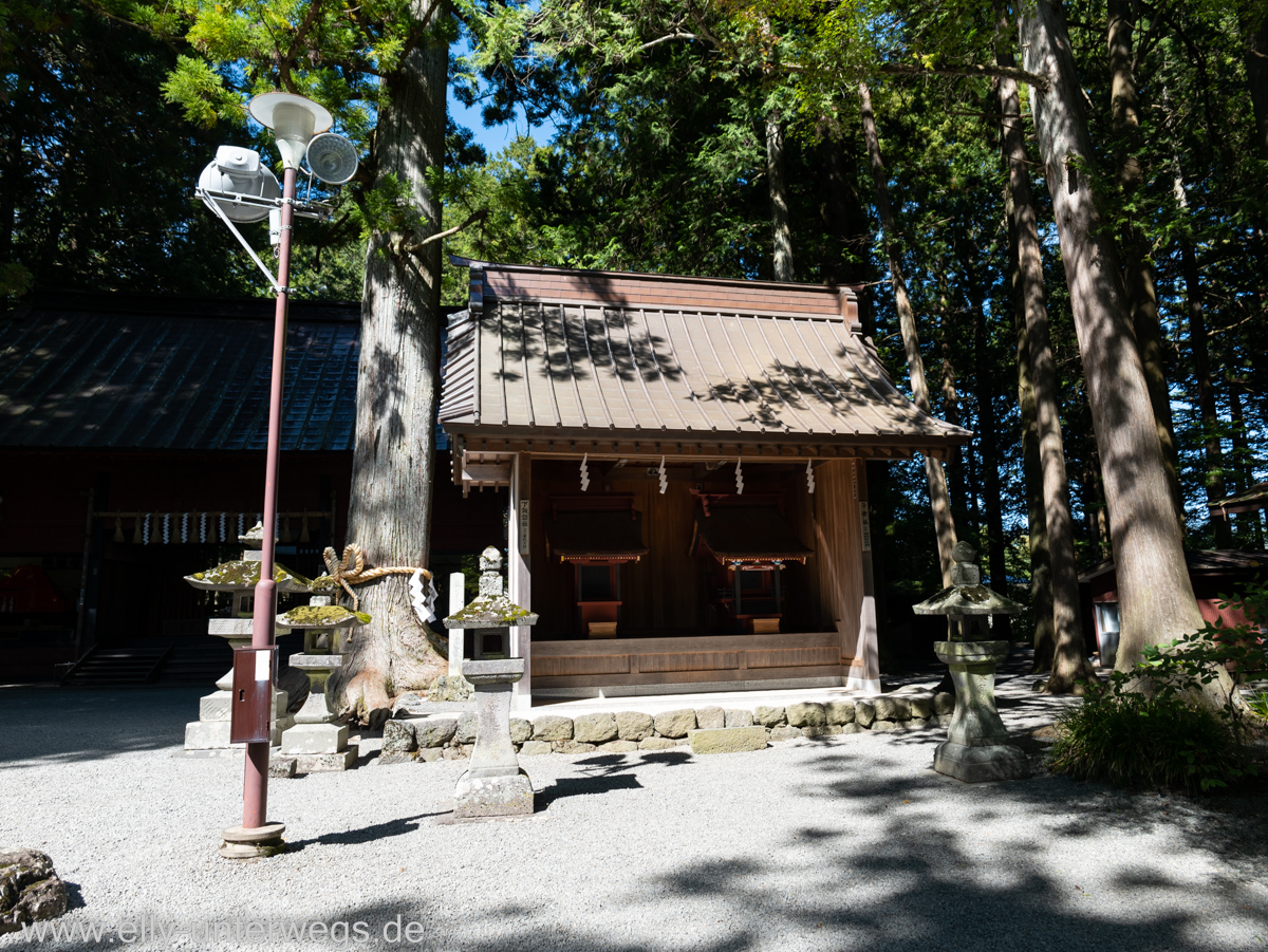 Fujiyama-Pagode-See-14.jpg