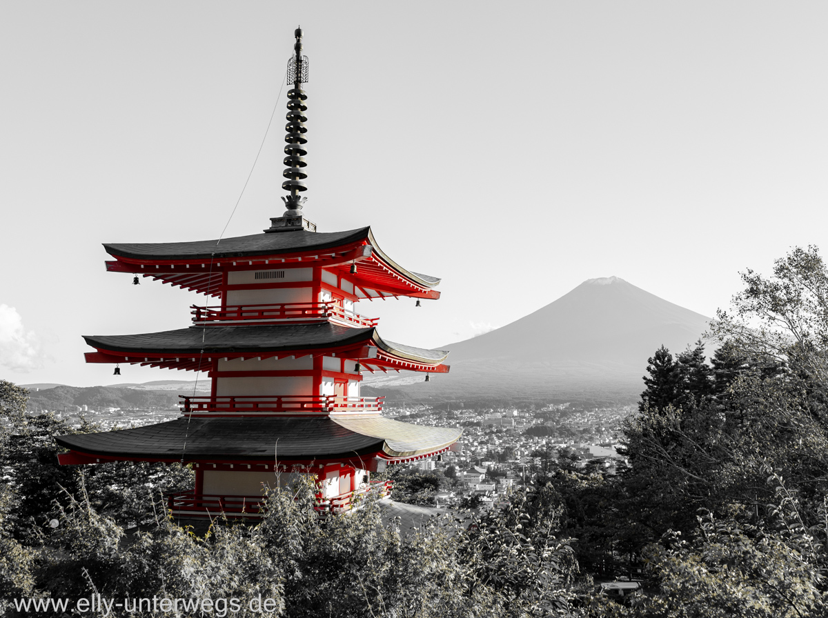 Fujiyama-Pagode-See-83.jpg