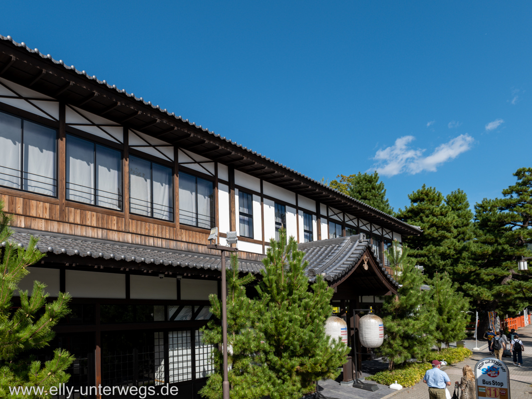 Kyoto-Sightseeing-Tempel-HohoBus-50.jpg