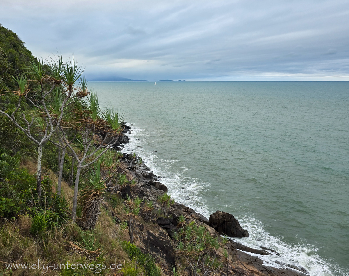 Port Douglas am Abend: Aussicht trotz Regen und grauem Himmel