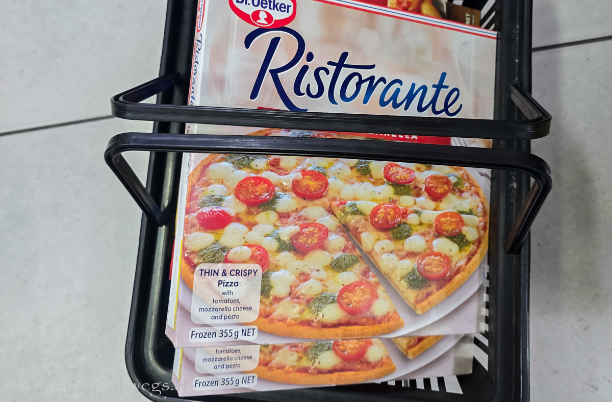 Port Douglas: Snack- und Getränkekauf im kleinen Laden