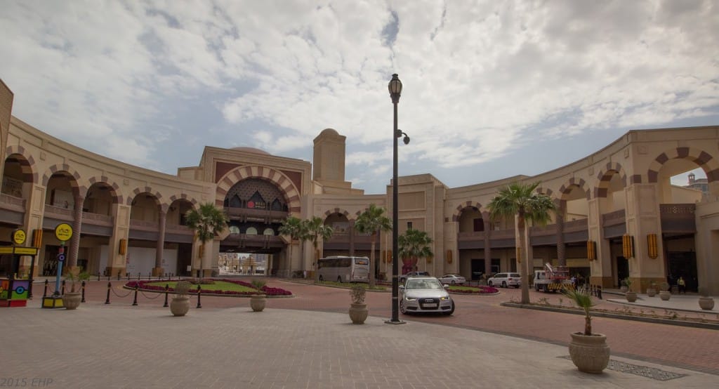 Gebäude und Wege auf The Pearl Doha