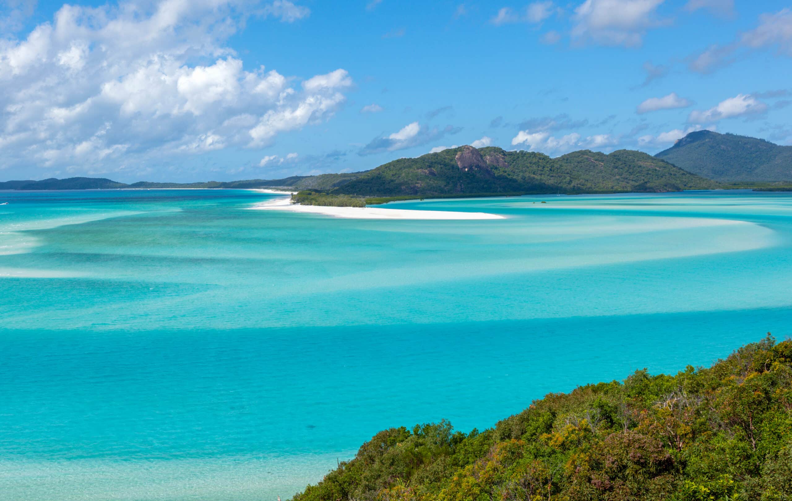 Whitsundays Tour ab Airlie Beach: Hill Inlet Aussichtspunkt, Schnorcheln und Whitehaven Beach