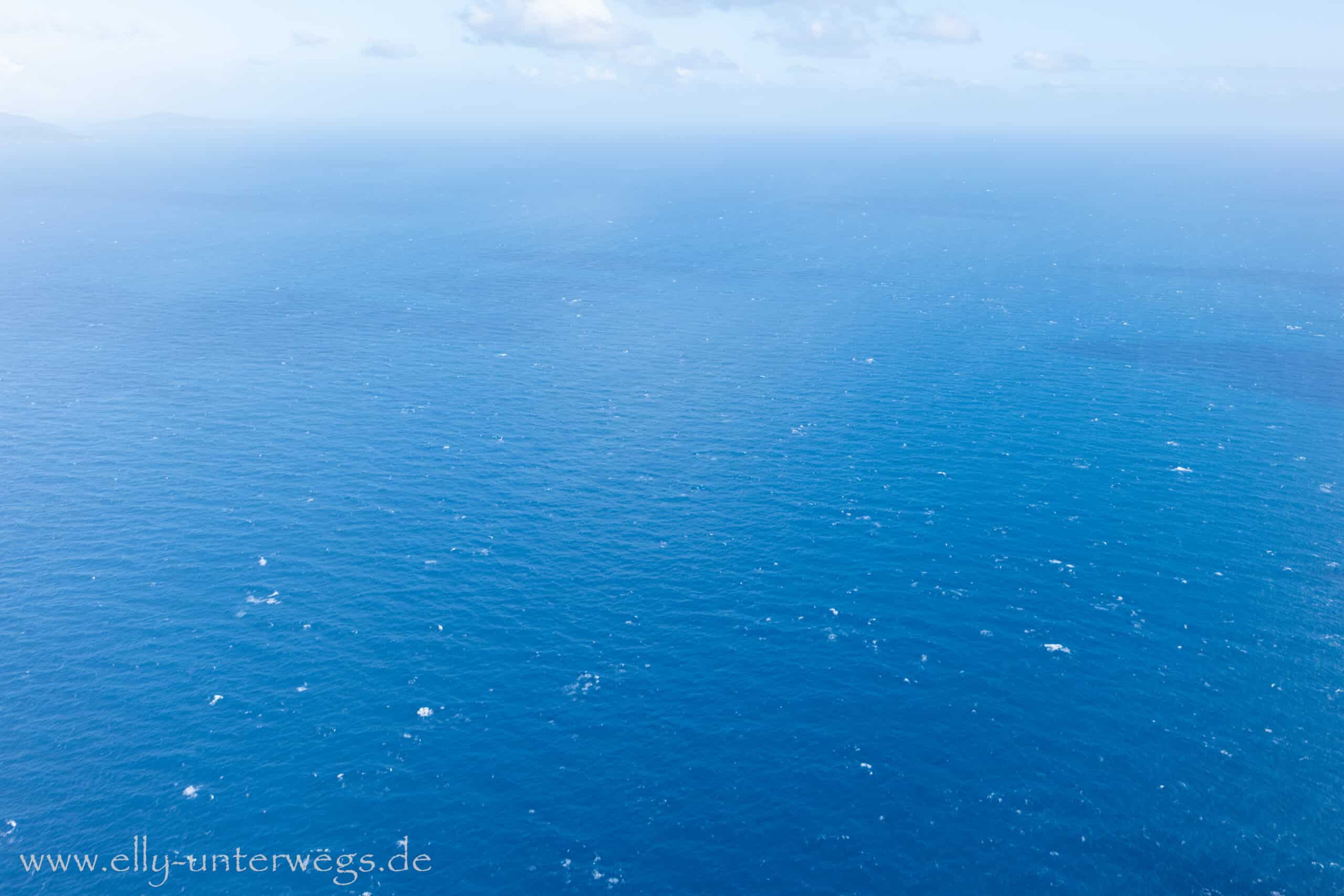 Offenes Meer zwischen den Whitsundays und dem äußeren Great Barrier Reef