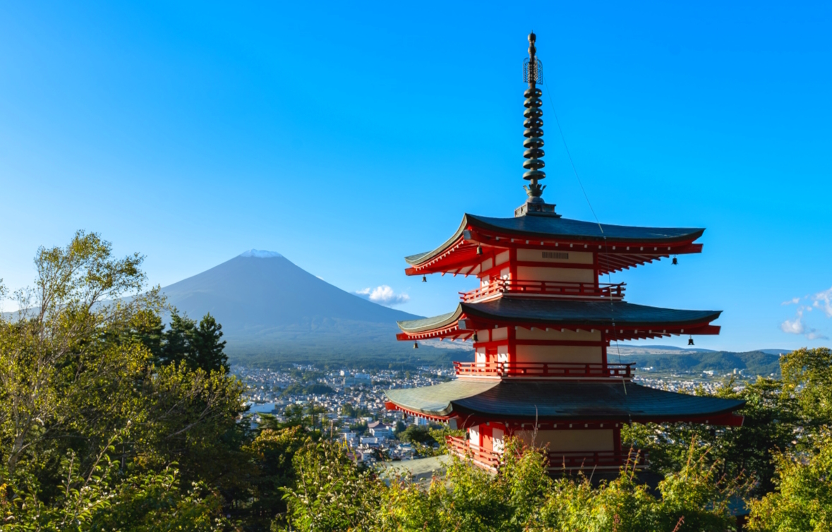 Fujiyama-Pagode-See-79titel-2.jpg