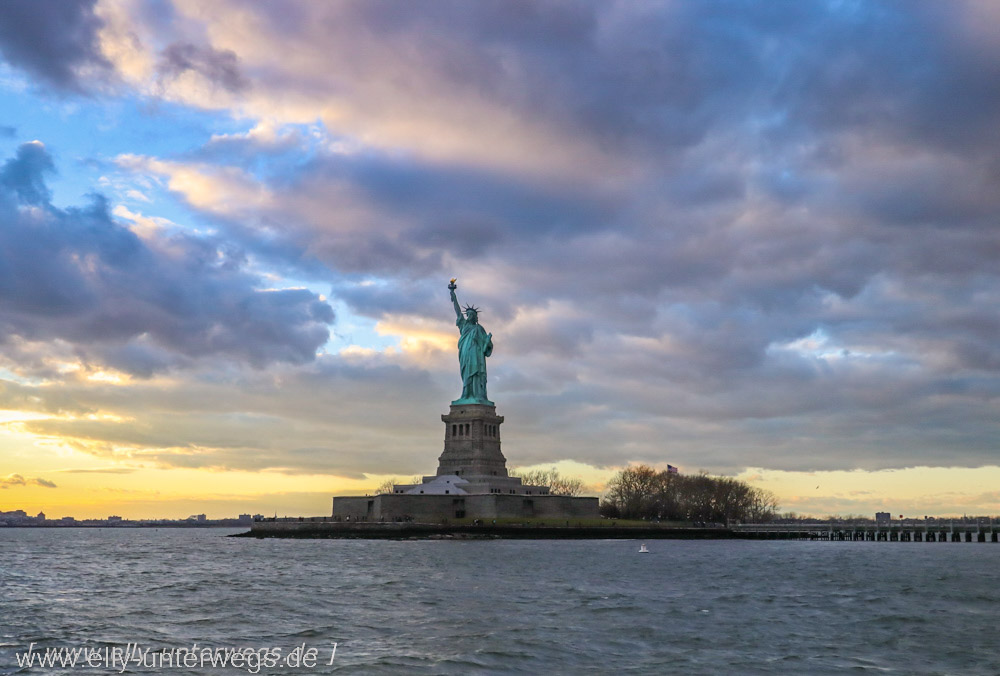 NewYork-Freiheitsstatue.jpg